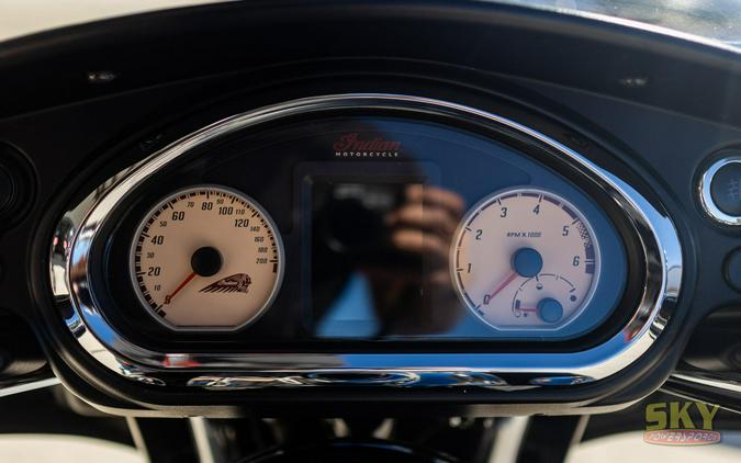 2015 Indian Motorcycle CHIEFTAIN THUNDER BLACK 49ST Base