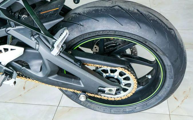 2024 Kawasaki ZX1002TRFNL Ninja ZX-10RR