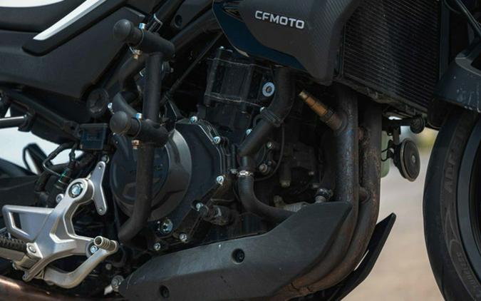 2024 CFMOTO 450NK