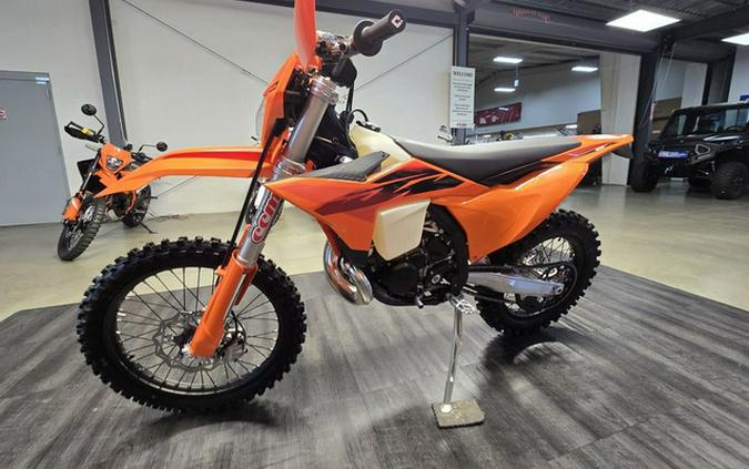 2027 KTM XC 300 W