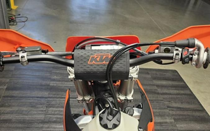 2027 KTM XC 300 W