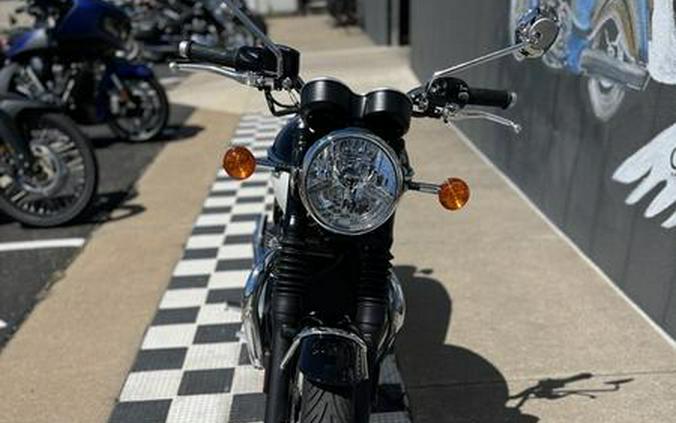 2024 Triumph Bonneville T120 Jet Black/Fusion White