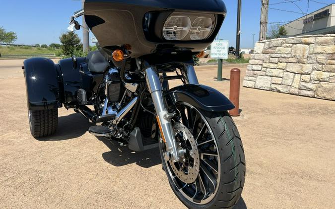 2024 Harley-Davidson Road Glide 3 Vivid Black