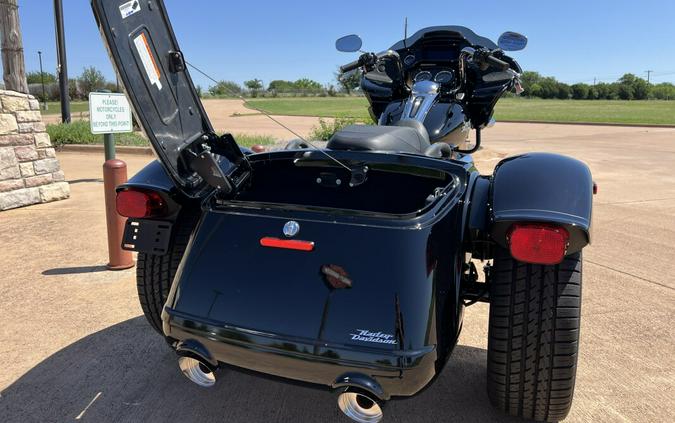 2024 Harley-Davidson Road Glide 3 Vivid Black