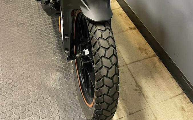 2023 KTM ADVENTURE 390