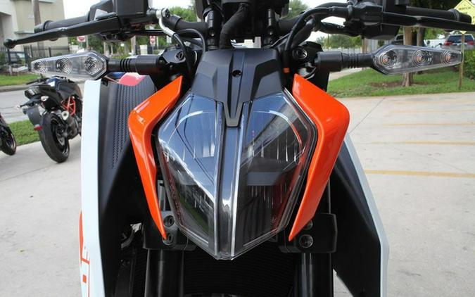 2024 KTM 250 Duke