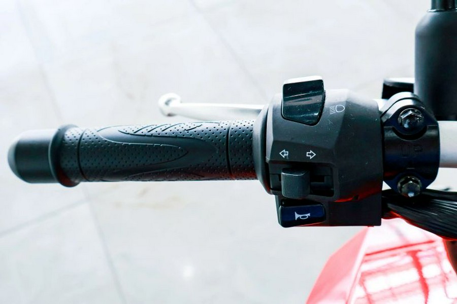 2024 Benelli TNT 135
