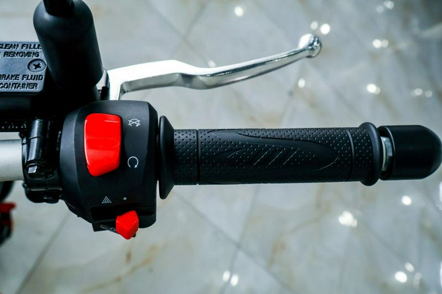 2024 Benelli TNT 135