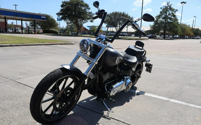 2016 Harley-Davidson Breakout