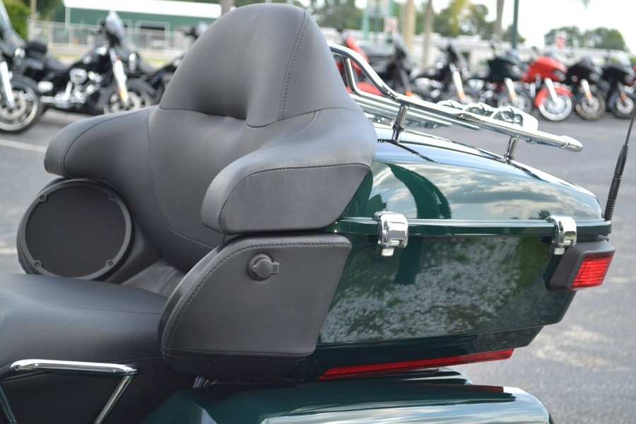 2024 Harley-Davidson® Tri Glide® Ultra - FLHTCUTG