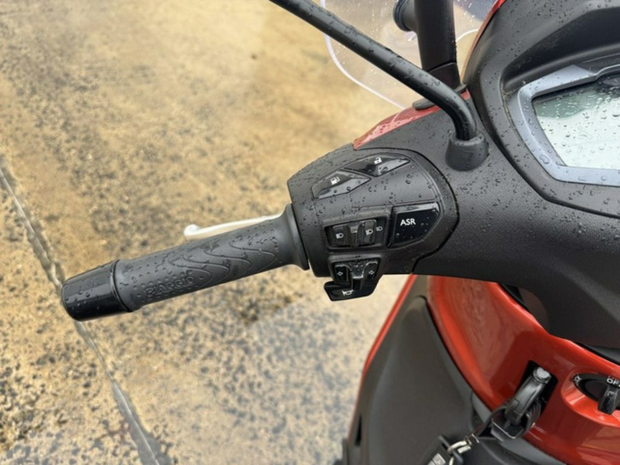 2024 Piaggio BV 400 S