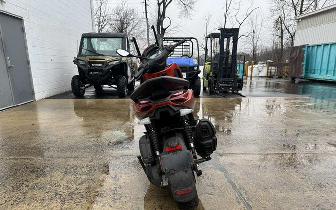 2024 Piaggio BV 400 S