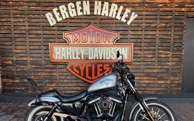 2015 Harley-Davidson® Iron 883™ XL883N