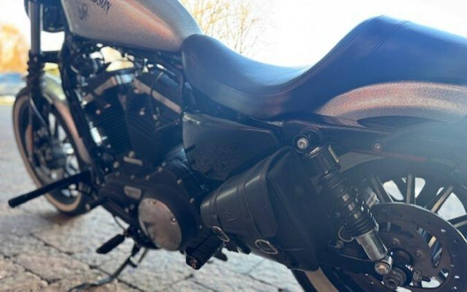 2015 Harley-Davidson® Iron 883™ XL883N