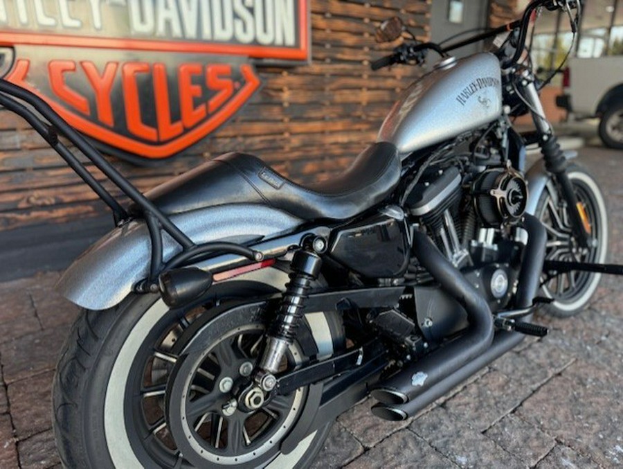 2015 Harley-Davidson® Iron 883™ XL883N