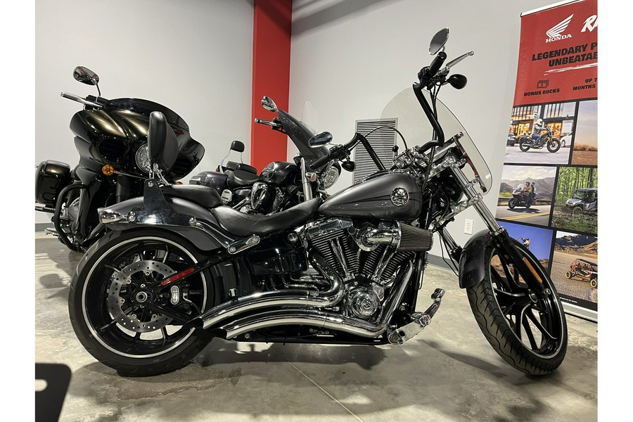 2015 Softail Breakout - Harley-Davidson®