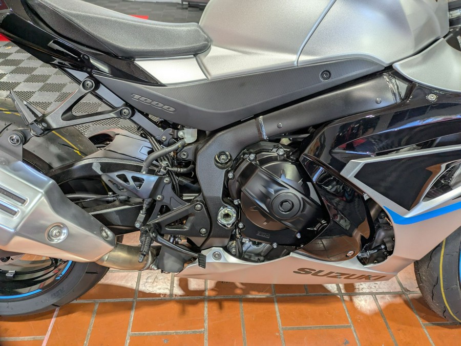 2025 Suzuki GSX-R1000R