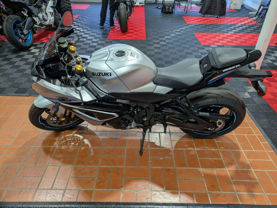 2025 Suzuki GSX-R1000R