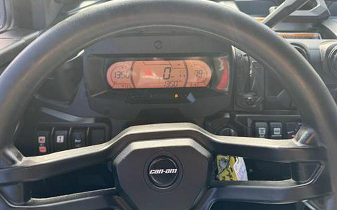 2025 Can-Am Defender MAX Lone Star CAB