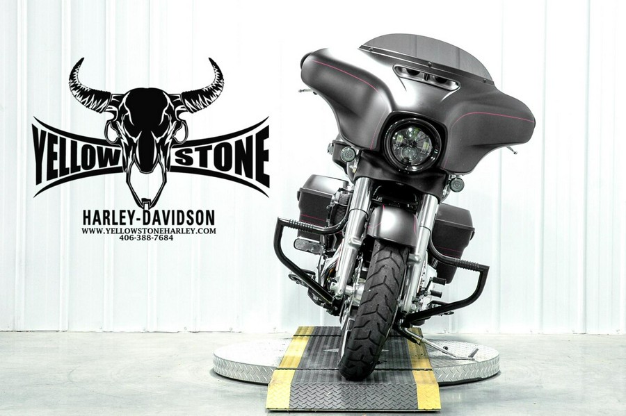 2015 Harley-Davidson® Street Glide® Special Black Denim