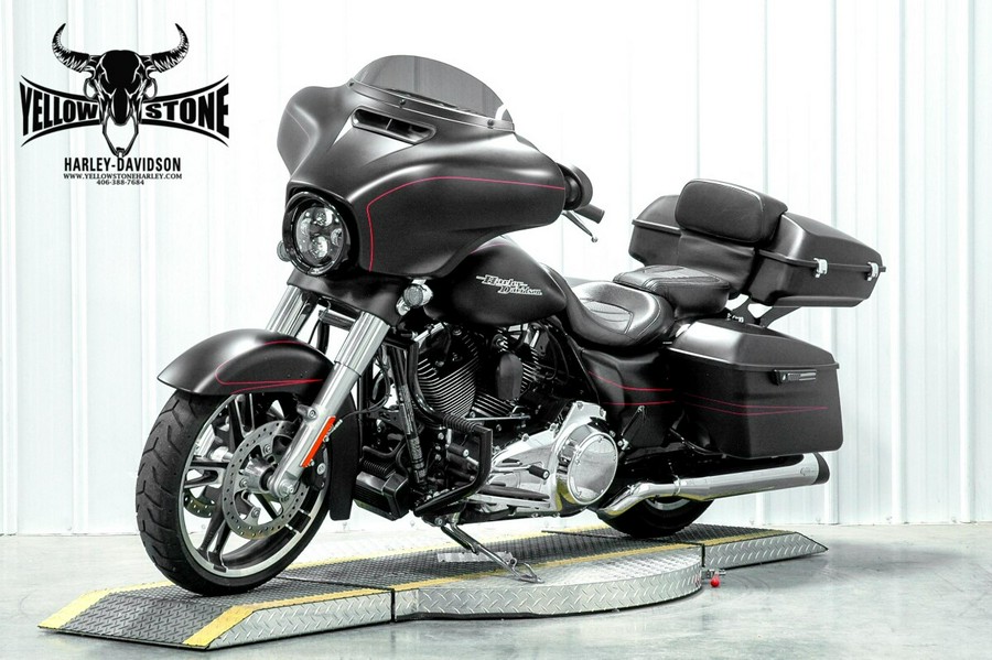 2015 Harley-Davidson® Street Glide® Special Black Denim