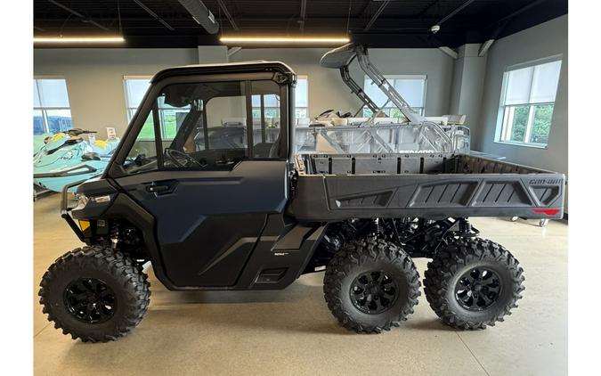 2026 Can-Am Defender 6x6 Limited CAB HD10