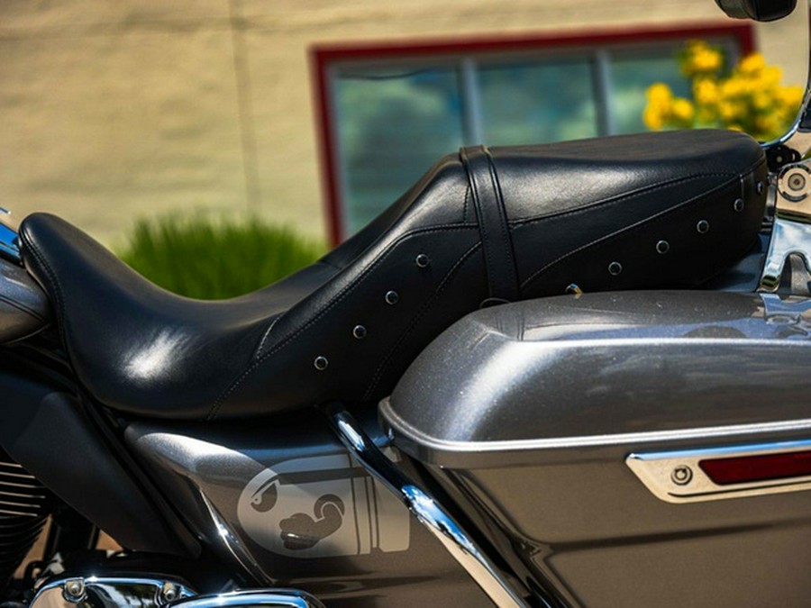 2017 Harley-Davidson Touring FLHR - Road King