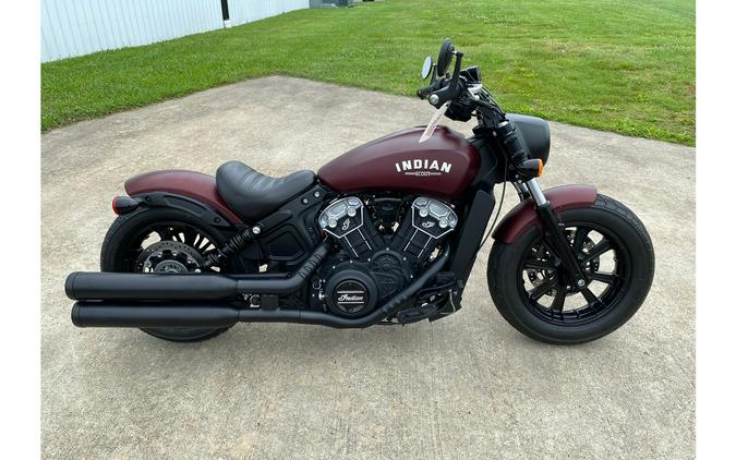 2021 Indian Scout Bobber Sixty Review [Urban Motorcycle Test]