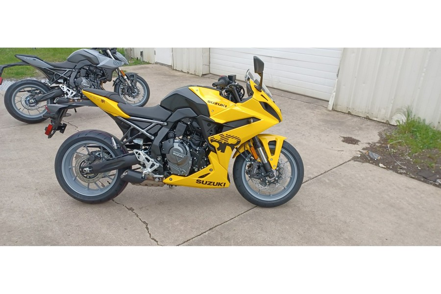 2024 Suzuki GSX-S 8R