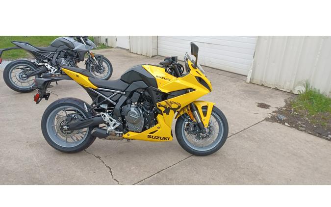 2024 Suzuki GSX-S 8R