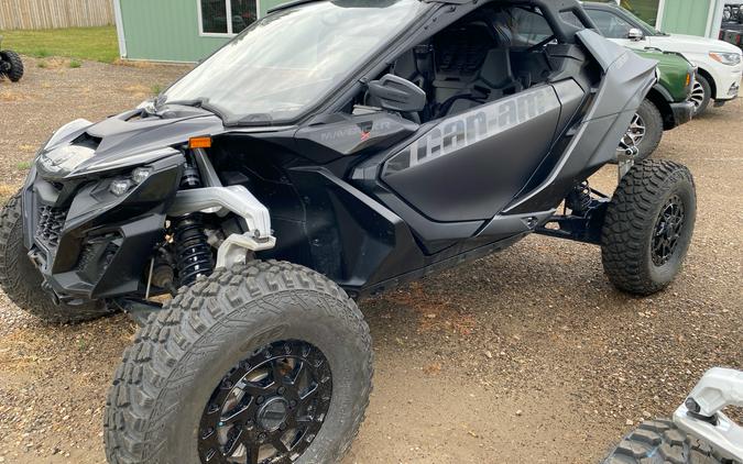 2024 Can-Am Maverick R X RS