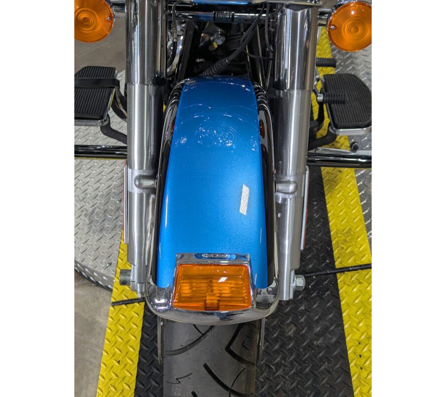 2011 Harley-Davidson Electra Glide Ultra Limited Two-Tone Cool Blue Pearl/Vi