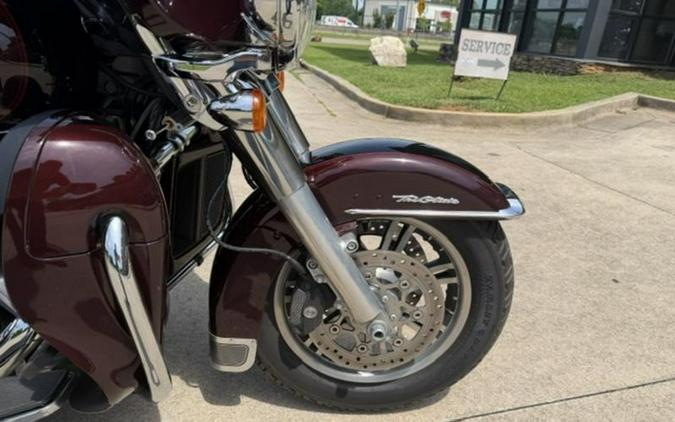 2022 Harley-Davidson® FLHTCUTG - Tri Glide® Ultra