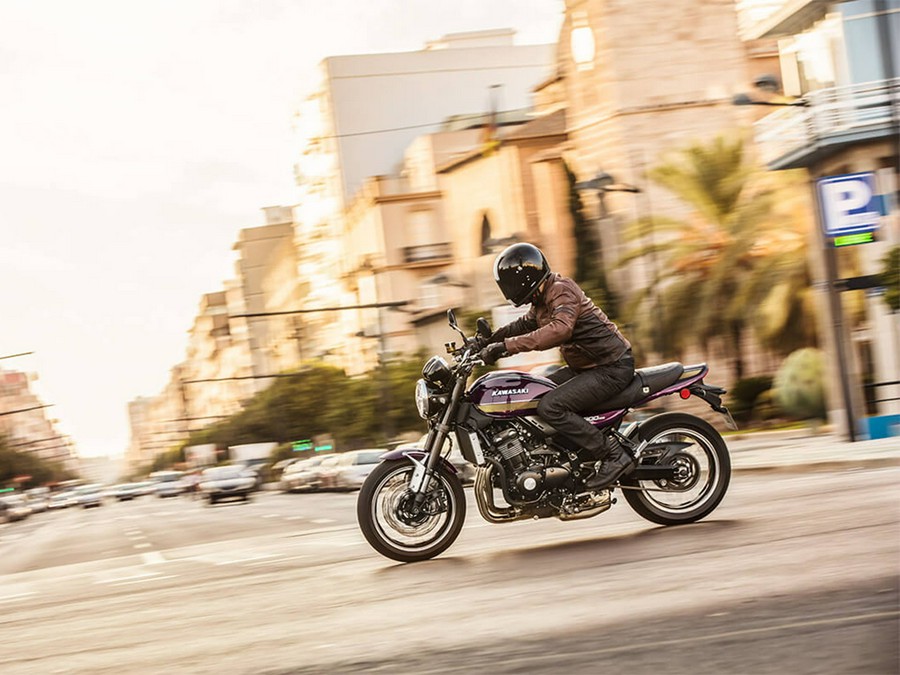 2025 Kawasaki Z900RS ABS