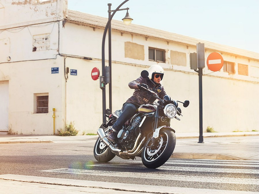 2025 Kawasaki Z900RS ABS