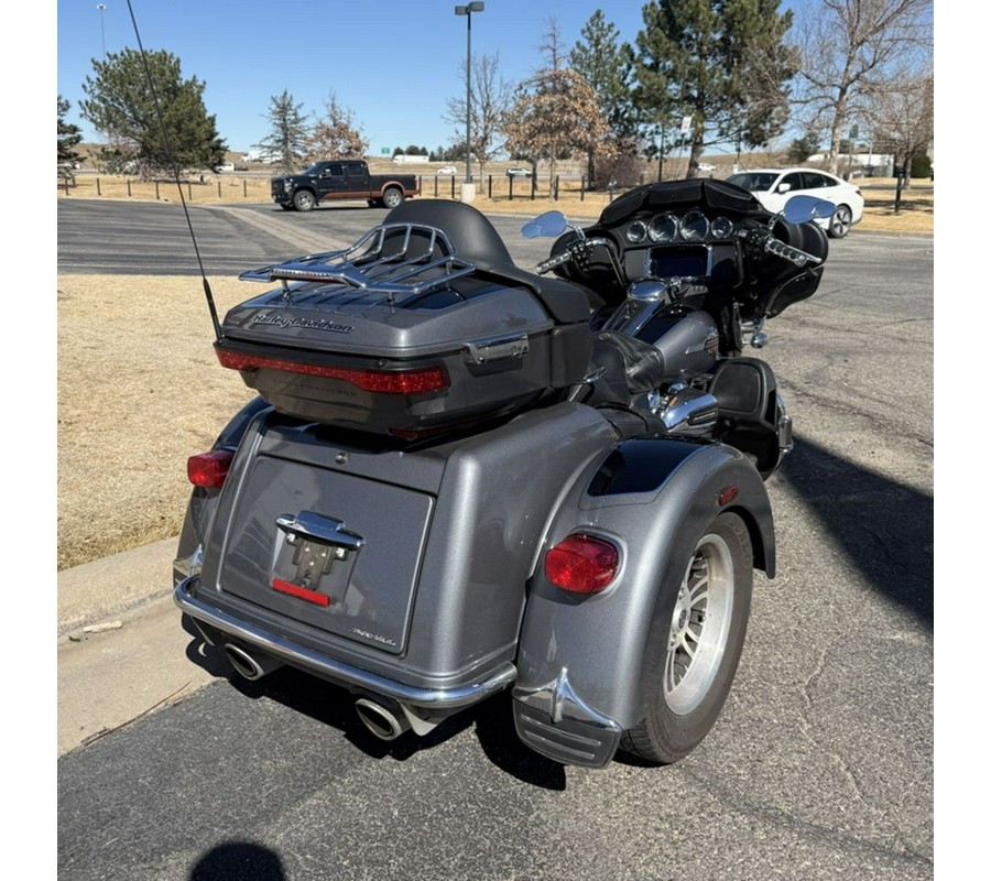 2022 Harley-Davidson® FLHTCUTG - Tri Glide® Ultra