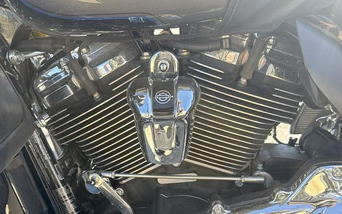 2022 Harley-Davidson® FLHTCUTG - Tri Glide® Ultra