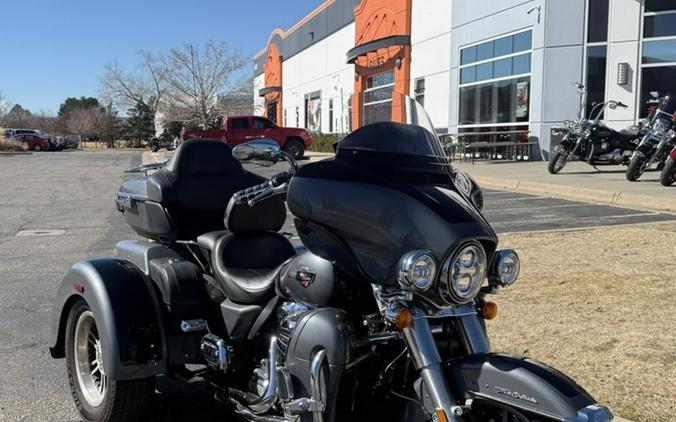 2022 Harley-Davidson® FLHTCUTG - Tri Glide® Ultra