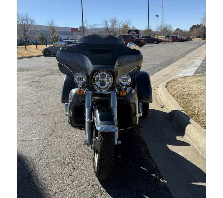 2022 Harley-Davidson® FLHTCUTG - Tri Glide® Ultra