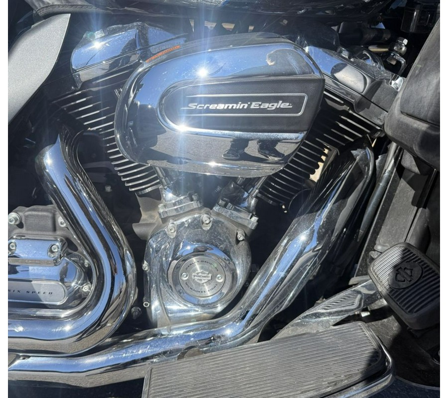 2022 Harley-Davidson® FLHTCUTG - Tri Glide® Ultra