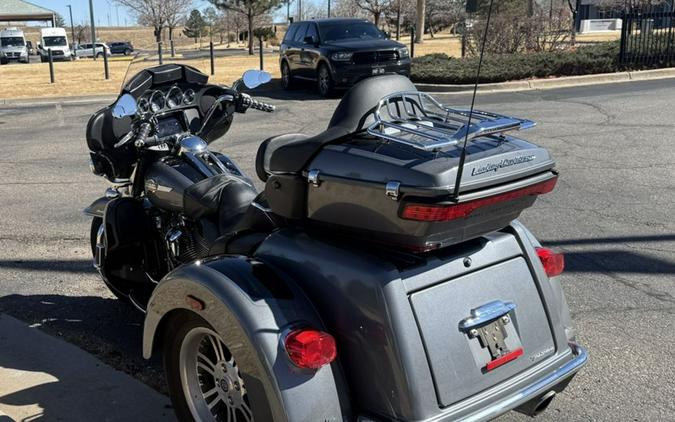 2022 Harley-Davidson® FLHTCUTG - Tri Glide® Ultra