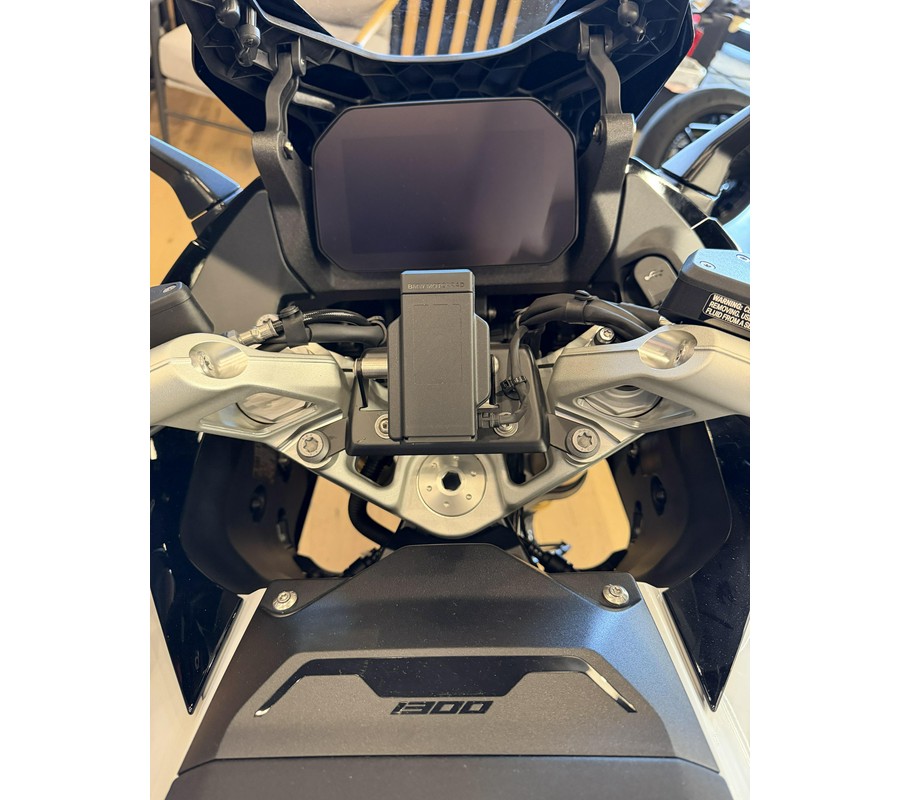 2026 BMW R 1300 RS