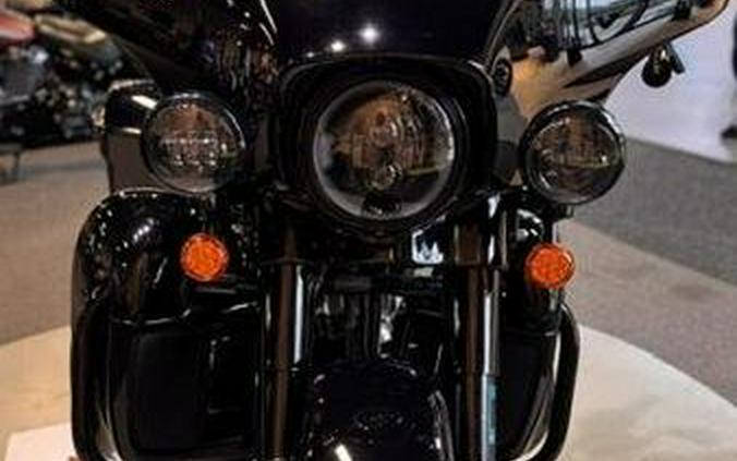 Used 2018 Harley-Davidson FLHXS / Street Glide Special