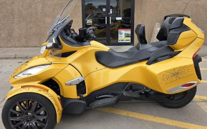 2014 Can-Am Spyder® RT-S SE6