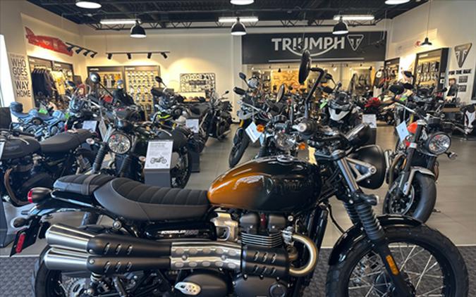 2023 Triumph Scrambler 900 Review [9 Fast Facts]