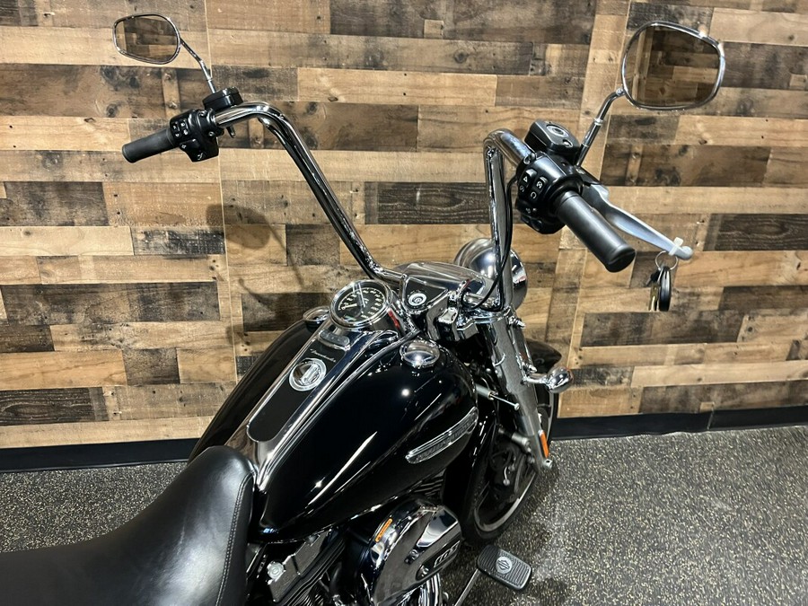 2015 Harley-Davidson® Freewheeler™ Vivid Black FLRT