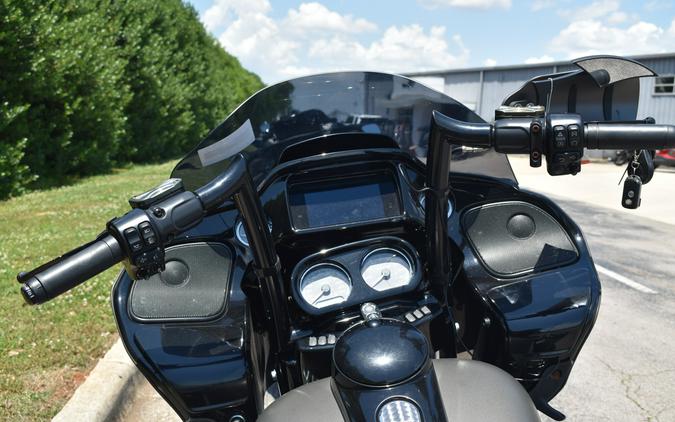 FLTRXS 2019 Road Glide Special