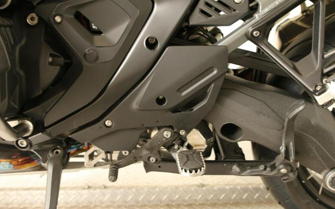 2025 BMW Motorrad R 1300 GS Adventure