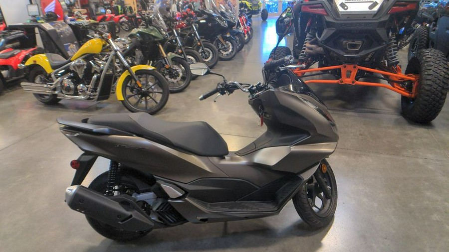 2023 Honda® PCX