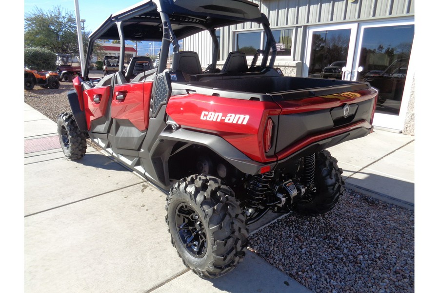 2024 Can-Am Commander Max XT 700 Red / Black